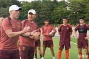 开云下载-国际足坛巅峰之战东亚球队亮相