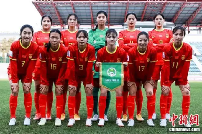 神奇！中国女足在比赛中战胜对手赢得胜利