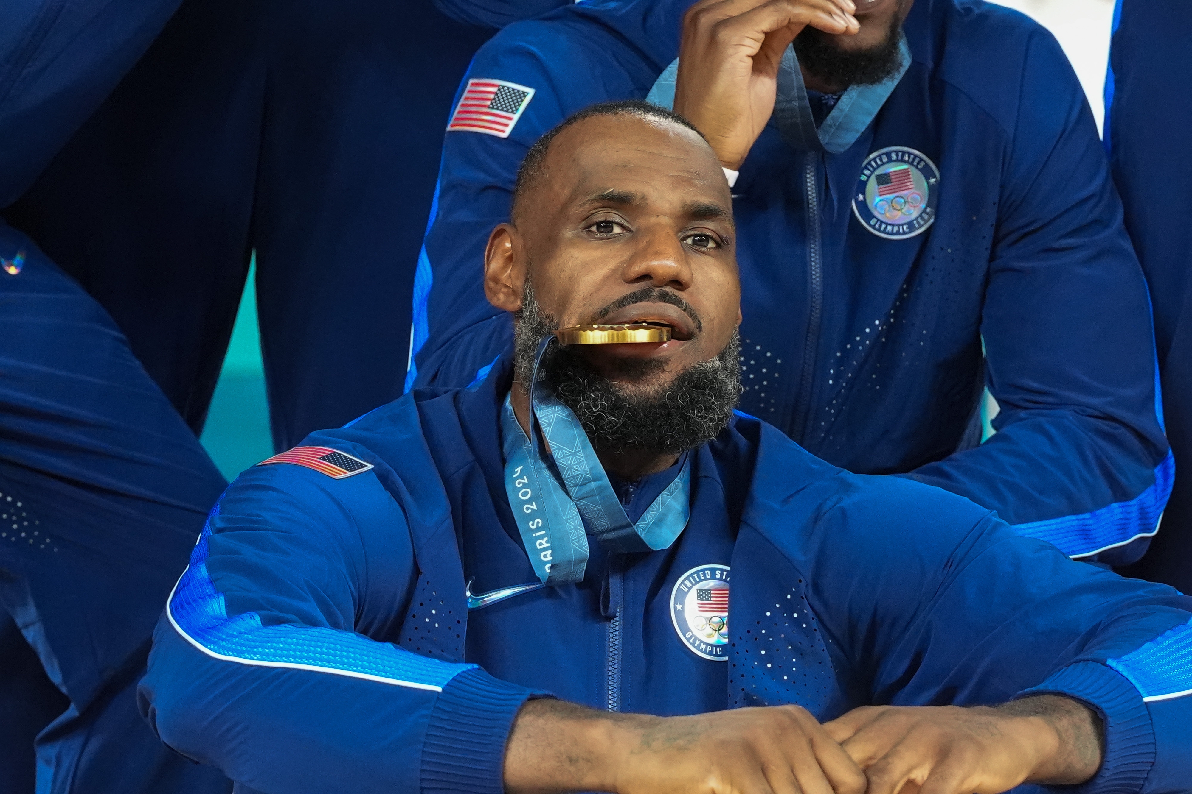 美国篮球名人赛落幕,球员表现抢眼 美国篮球名人赛落幕,球员表现抢眼