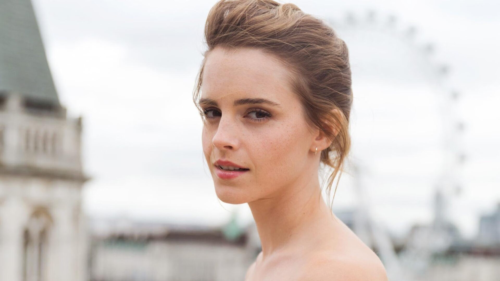 阿森纳用库尔图瓦级存在感,为那不勒斯奏响节奏的安魂曲