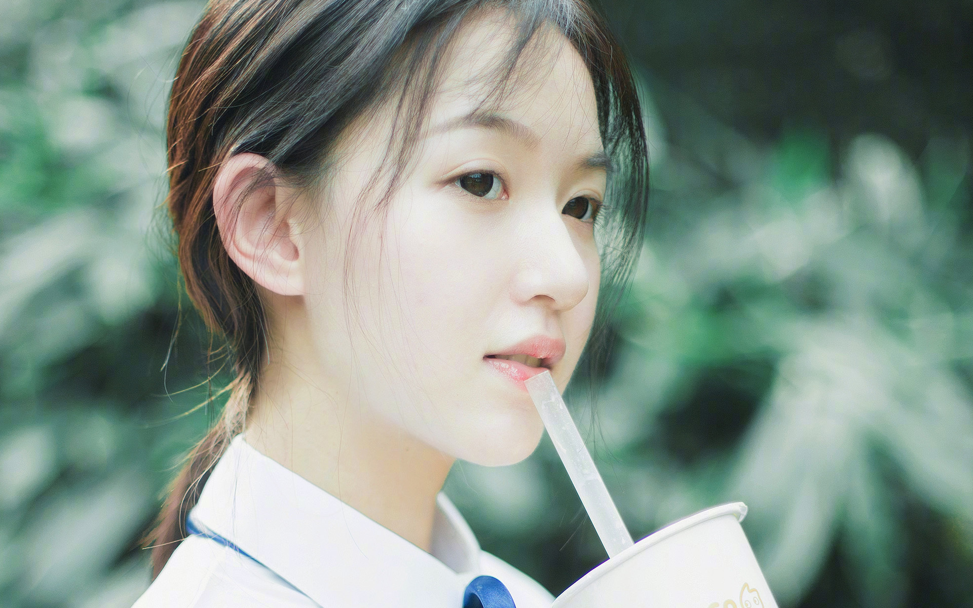 冷门终结悬念，救赎重燃希望—体育世界里的反转叙事